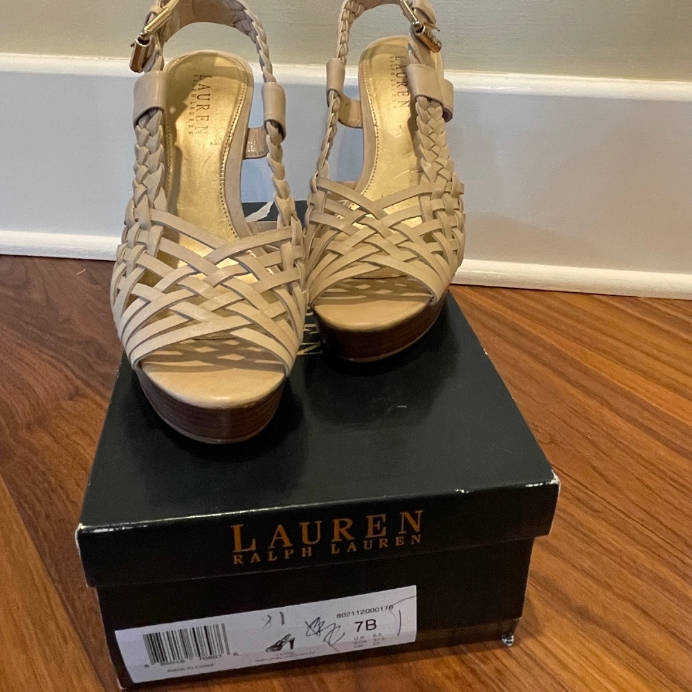 Lauren Ralph Lauren Fayre Natural Vachetta size 7 sandal - Picture 2 of 8